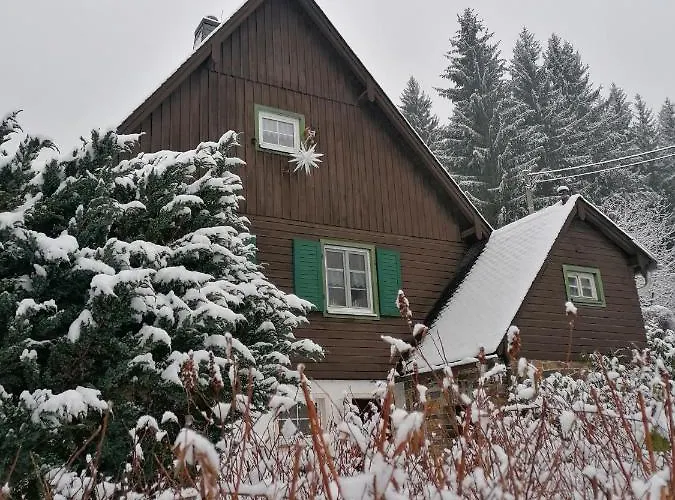 Am Wald * Bad Elster